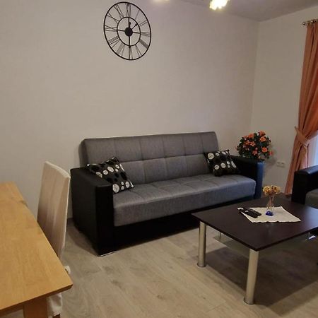 Barbat na Rabu Apartments Stengl מראה חיצוני תמונה