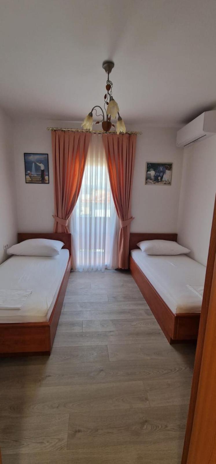 Barbat na Rabu Apartments Stengl מראה חיצוני תמונה