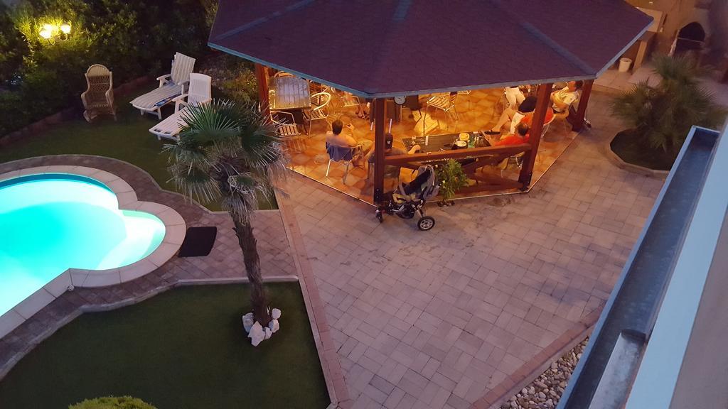 Barbat na Rabu Apartments Stengl מראה חיצוני תמונה