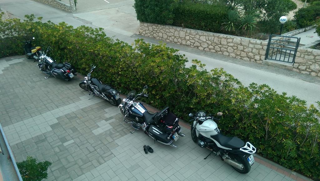 Barbat na Rabu Apartments Stengl מראה חיצוני תמונה
